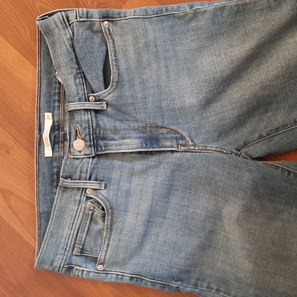 LEVI'S Original Slimming Straight Medium Wash Jeans - Size W29/L32 - Picture 2 of 9